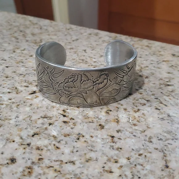 Salisbury pewter hotsell bracelet